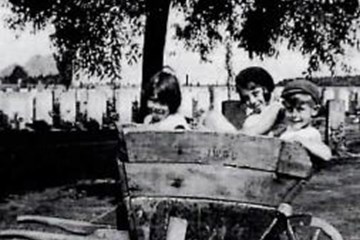 Memories of the child of an Imperial War Graves Gardener