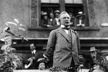 How Far was the Shells Crisis of 1915 Exploited by David Lloyd George for his own Political Gain?