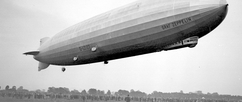 Giants in the Sky : The Zeppelin in World War One -  David Skillen
