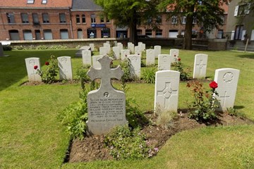 Private memorials (non standard CWGC headstones) in cemeteries in France & Belgium