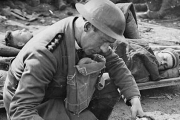 Padres On Parade - Military Chaplains In The Great War with Jonathan Nicholls