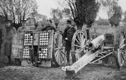 French Field Gun and ammunition waggon at Bas Maisnil