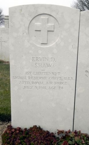 Ervin Shaw's headstone in Regina Trench Cemetery