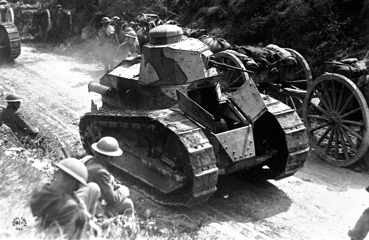 French Renault Light Tank LARGER