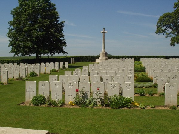 Houchin British Cemetery