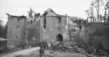 The Right Honourable W. M. Hughes Prime Minister Of Australia Being Conducted On A Tour Of Inspection Through The Ruins Of Peronne. The Building In The Background Is The Entrance To The Citadel.