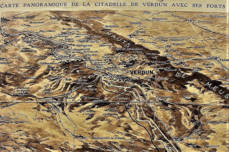 Panoramic aerial illustration of Verdun
