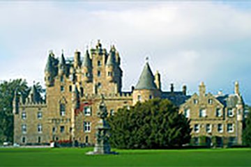 A Tragedy at Glamis Castle 1915