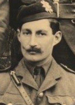 27 September 1915 : Captain Fergus Bowes-Lyon