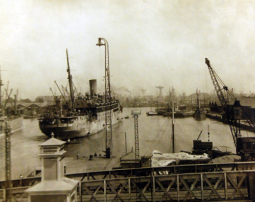 May 1918 view of docks