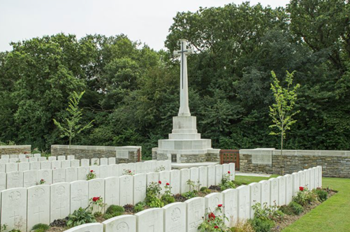 Ebbinghem Military Cemetery by Wernerc (c) CC BY-SA 4.0