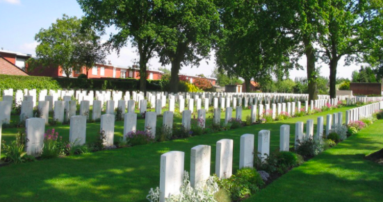 Poperinghe Military Cemetery (C) CWGC 2021
