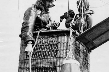 Ian Castle presents 'The Forgotten Blitz and the Defeat of the Zeppelins