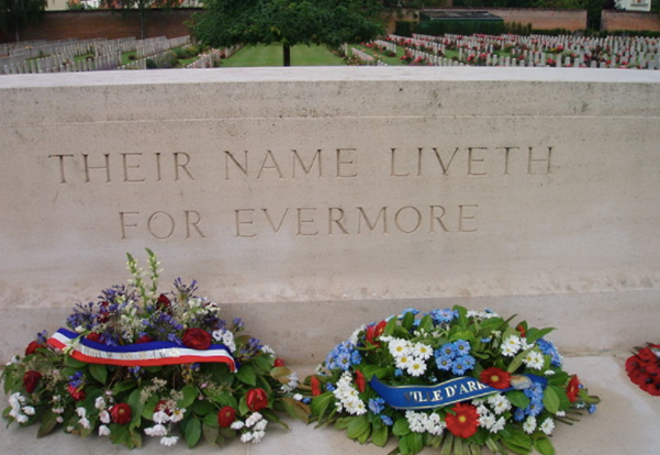 Stone of Remembrance by the Arras Memorial to the Missing, looking towards the cemetery. Photograph by Carcharoth (Commons)  CC BY-SA 4.0