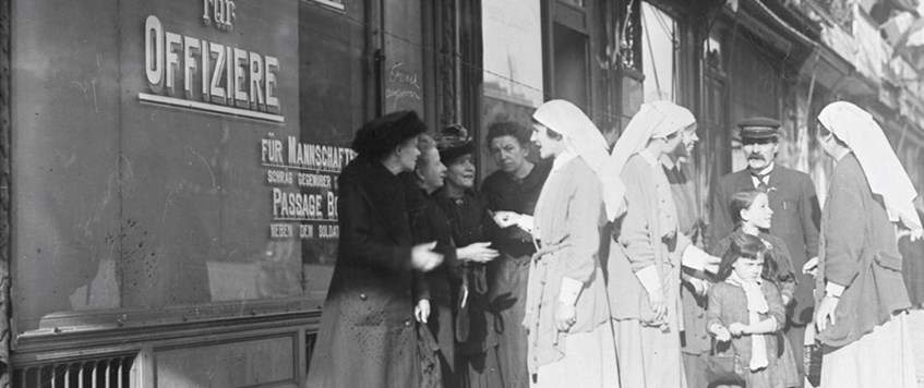 ONLINE: Canadian Nurses on the Western Front: From Passchendaele to Peace with Andrea McKenzie