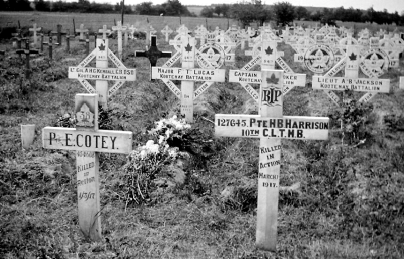 Archive photo of Villers Station Cemetery, Villers-au-Bois, France (FlickR CWGC)