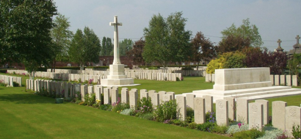 Bethune Cemetery (c) CWGC 2022