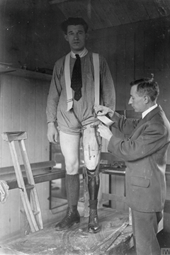 Ep. 189 - The Rehabilitation and Treatment of Limbless Veterans - Louise Bell