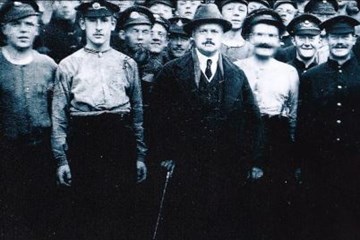 Brothers in Arms: Three Died and Three Survived the First World War