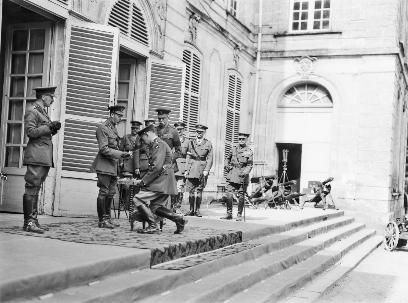 Monash Chevalier George V