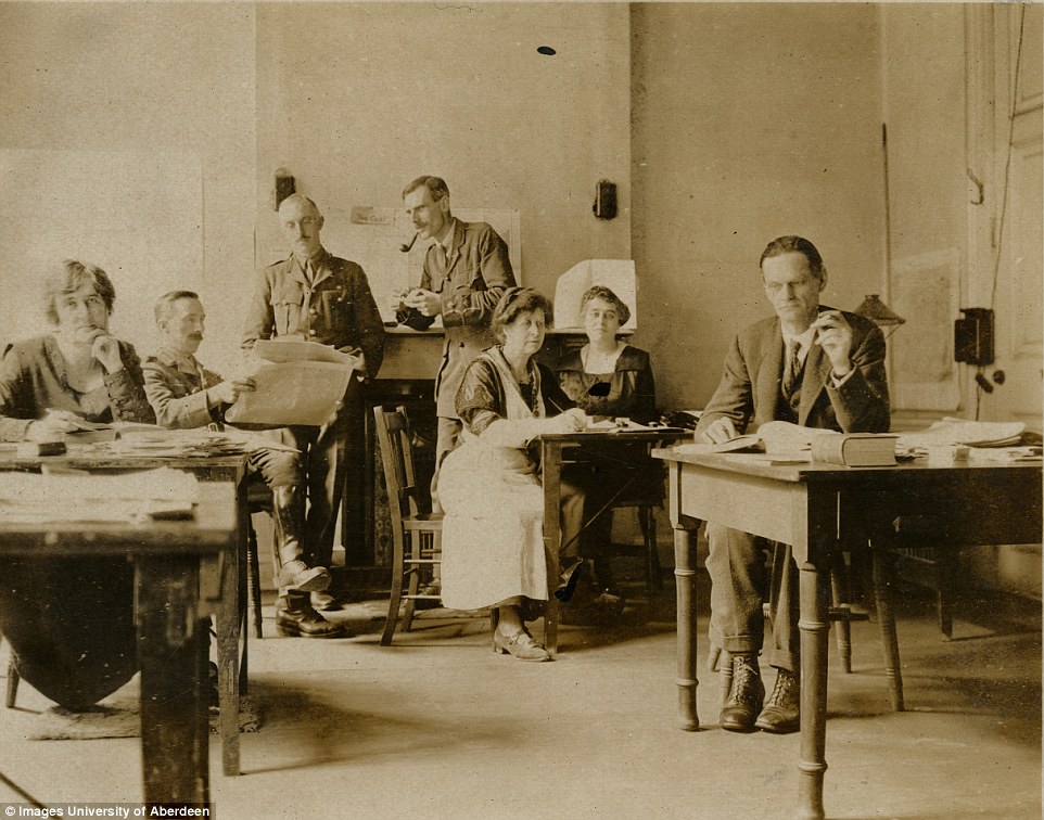 June 1919 Codebreakers Working In Room 40