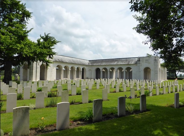 Le Touret Military Cemetery and Memorial (Richebourg) - Tripadvisor