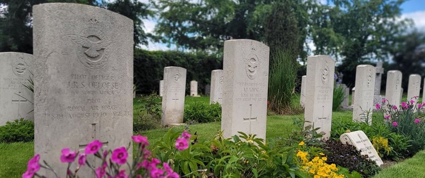 A talk by Sarah Nathaniel, Commonwealth War Graves South East ' The CWGC: A deeper look'