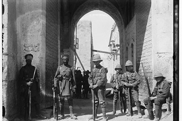 From Gaza to Jerusalem: The Palestine Campaign of 1917 - Stuart Hadaway