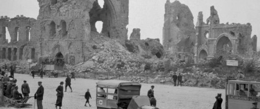 'The Ypres Cloth Hall as Multiple Icon" with Dr Dominiek Dendooven (IFFM)
