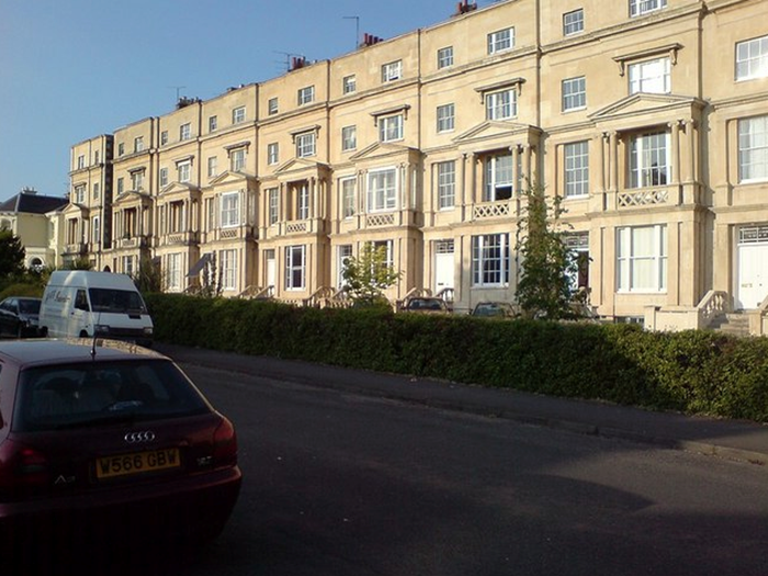Lansdown Terrace, Malvern Road, Cheltenham CC BY-SA 2.0 Rich Tea