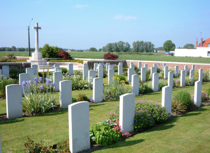 Tancrez Farm Military Cemetery, Comines-Warneton, Arrondissement de Mouscron, Hainaut, Belgium (c) CWGC 2022