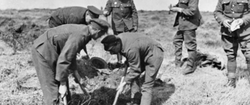 ‘Uncovering The Dead 1918-1939’ with Peter Hodgkinson