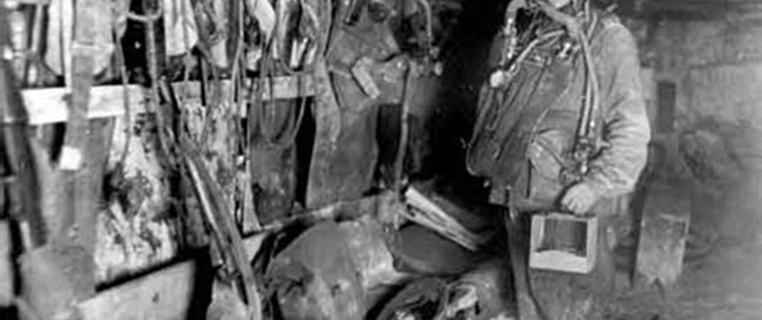 'Underground Warfare' with Simon Jones