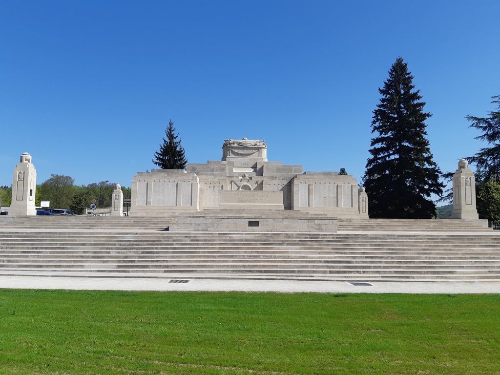 La Ferte Sous Jouarre Memorial To The Missing