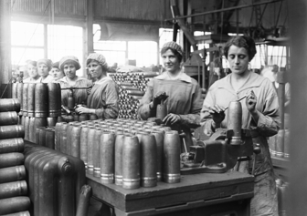 Women Working In Woolwich Arsenal Factory In WW1