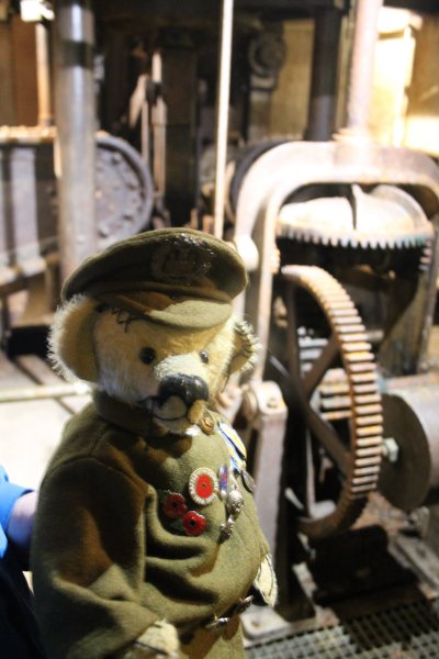 Kye Inspects Douamont Retractable Turret Mechanism (2023)