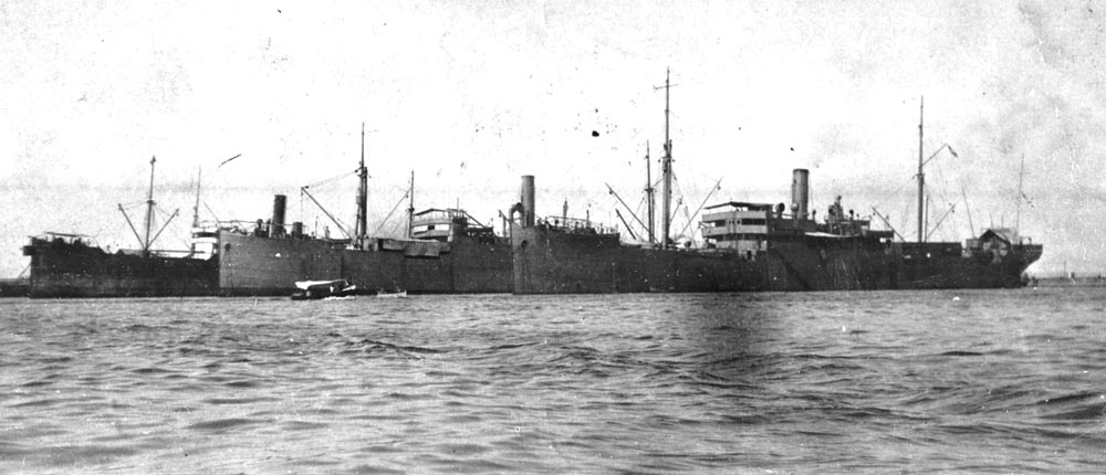 09. NK, Raven, Anne At Port Said (State Library Of Queensland)