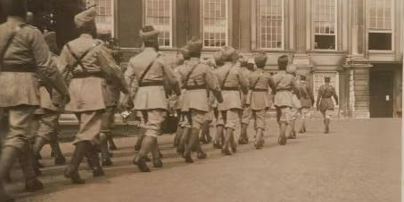 Indians At Hampton Court