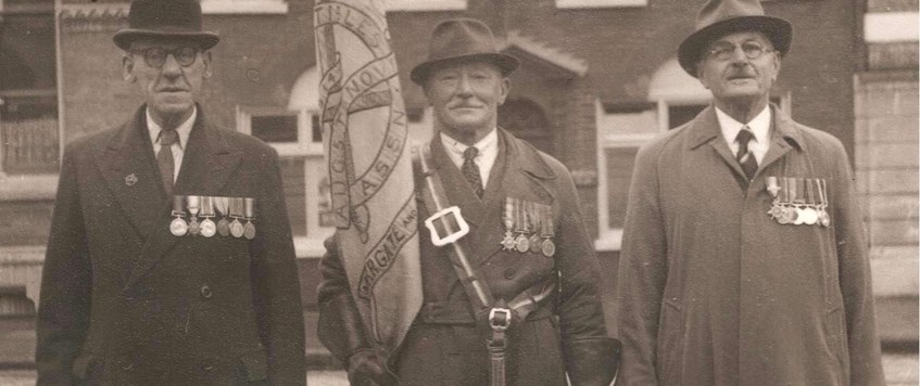 Aristocrats Amongst Servicemen with Andrew Thornton