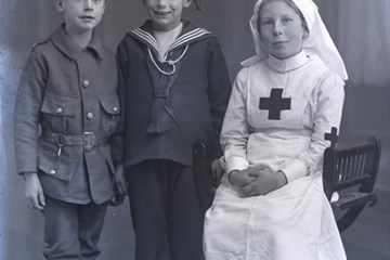 'Children At War 1914-1918' with Dr Viv Newman