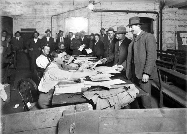 Men At The Recruiting Office At The Town Hall, Melbourne, To Enlist For Service In World War 1