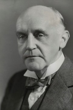 Ep.355 – Harry Potter – Alexander Paterson and the Bermondsey Battalion