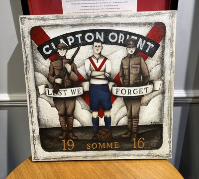 Clapton Orient 'Lest We Forget' Plaque