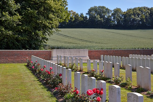 Heilly Station CWGC Cemetery, Mericourt L’Abbe
