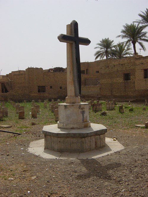The Cross Of Sacrifice At Kut War Cemetery (US Forces Having Replaced The Sword On The Facing Of The Cross)