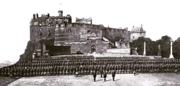 Cameron Highlanders At Edinburgh Castle 1914