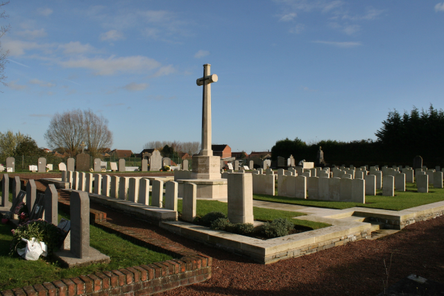 Pont De Nieppe Communal Cemetery