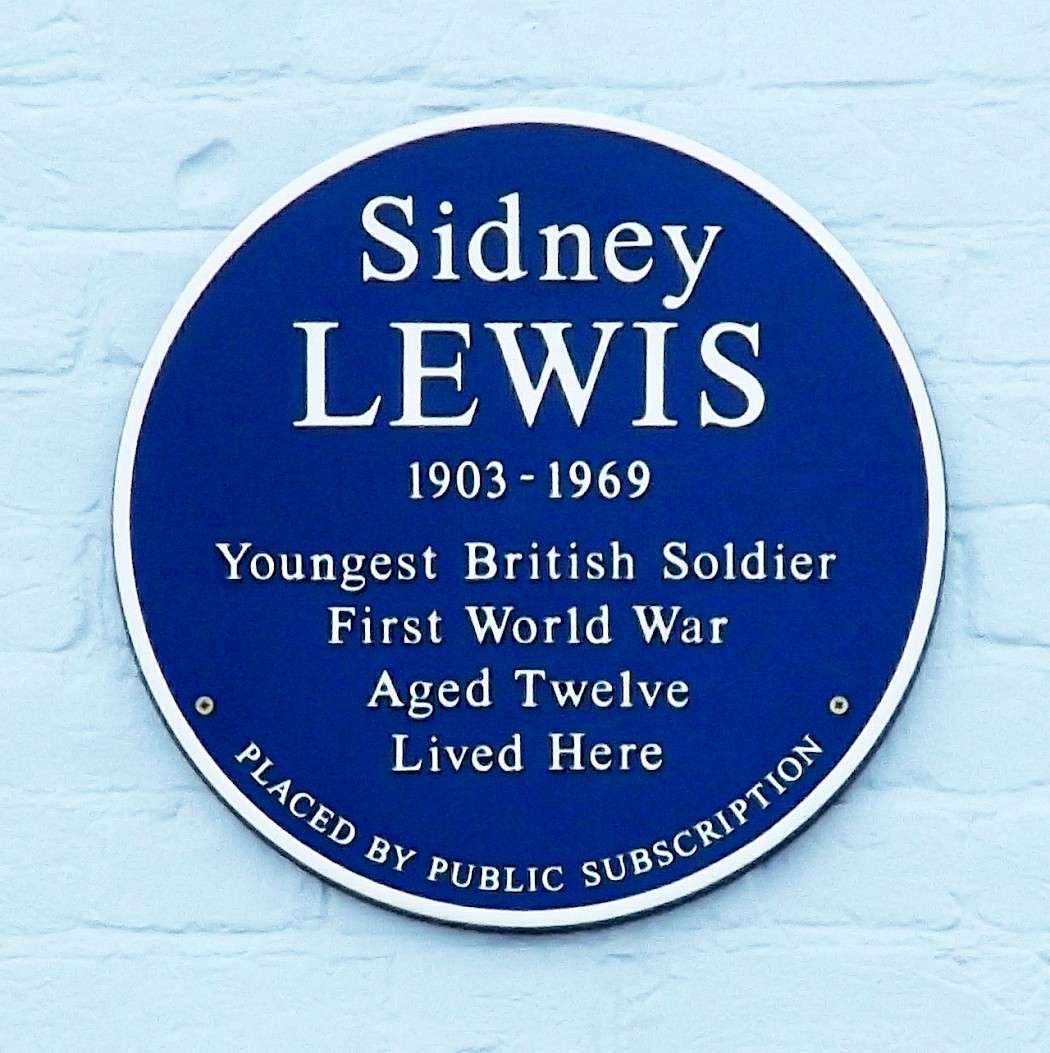 Sidney Lewis Blue Plaque