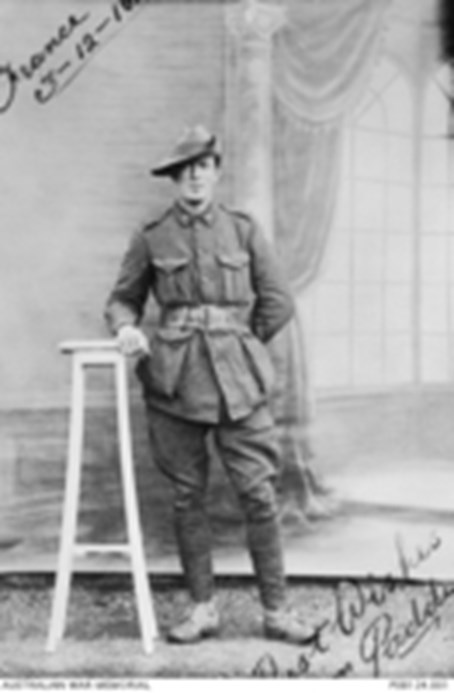 Lt Harold Hubert Thompson