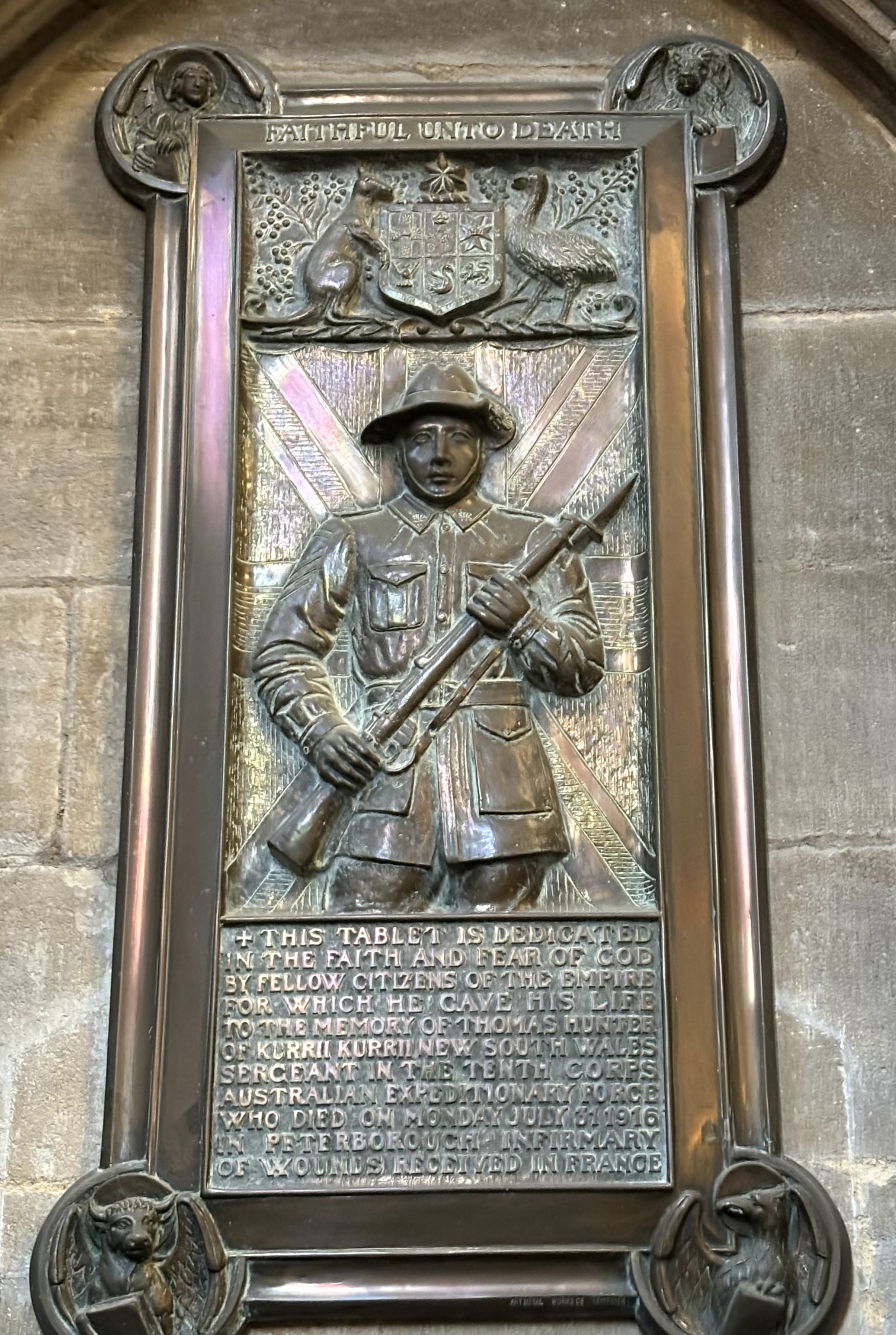 64852F7b Ad22 46B4 9276 40121F4ec3f2